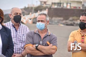 Izado de la bandera azul en Melenara/TA.